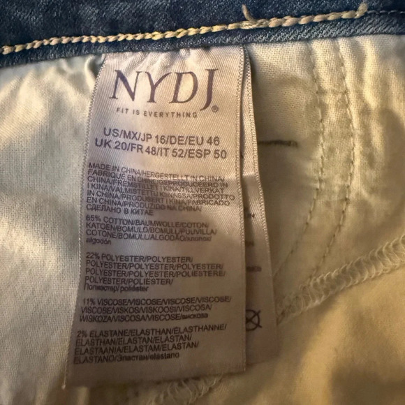 NYDJ Button Fly Alana Split Hem Jeans Size 16 - Picture 9 of 9